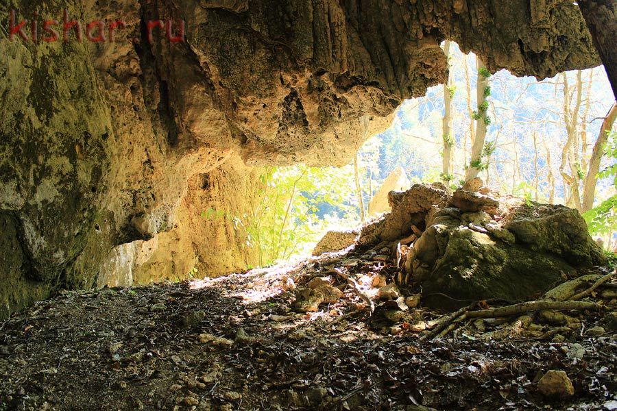 Пещера Монахова  в Гуамском ущелье